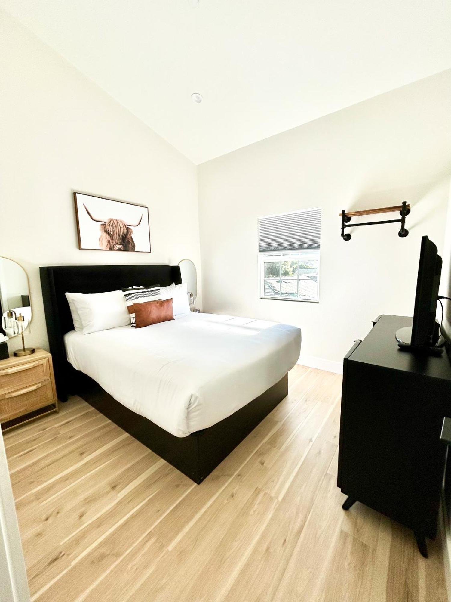 New Haven Inn Solvang