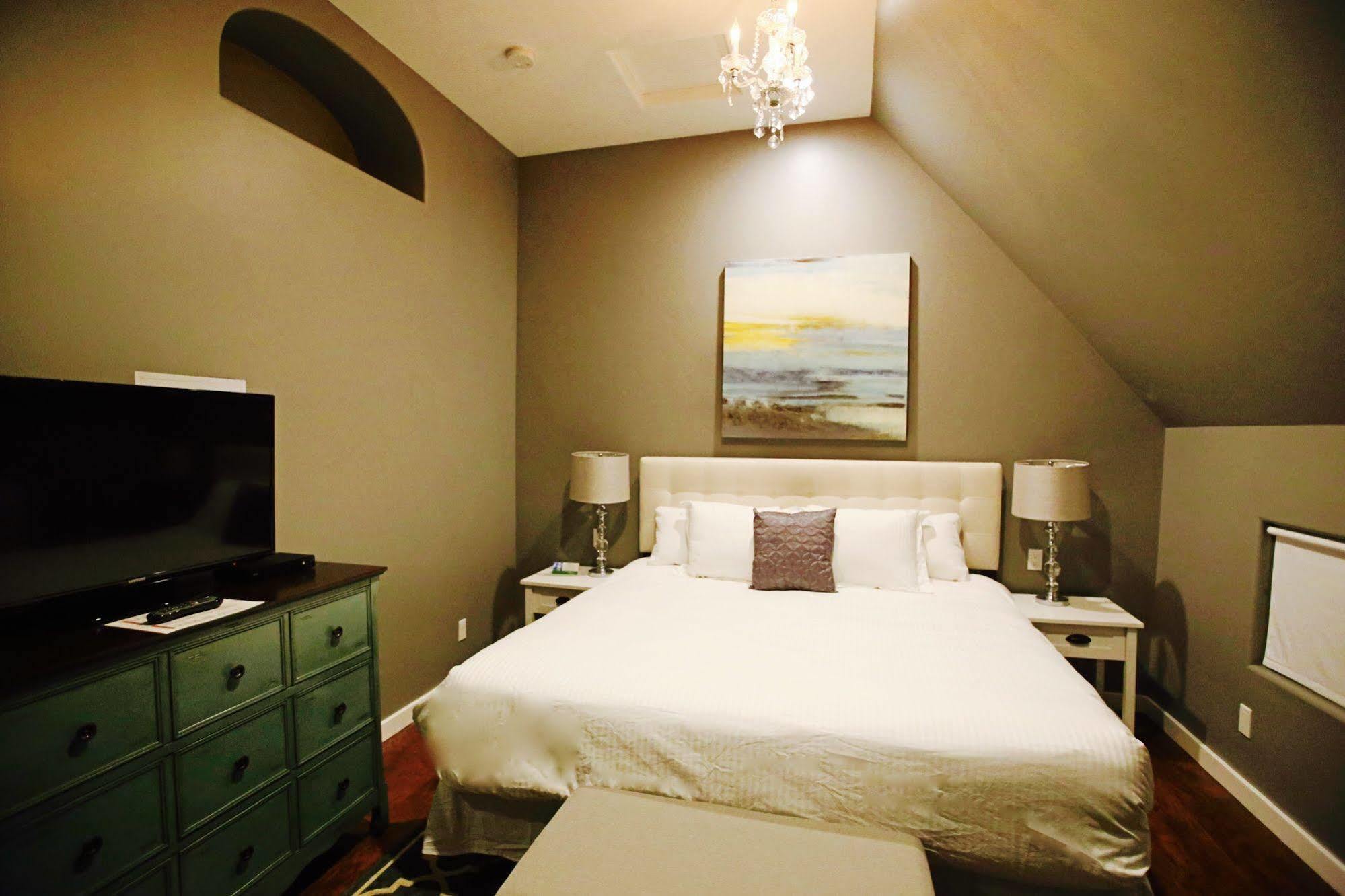 Inn New Haven Solvang