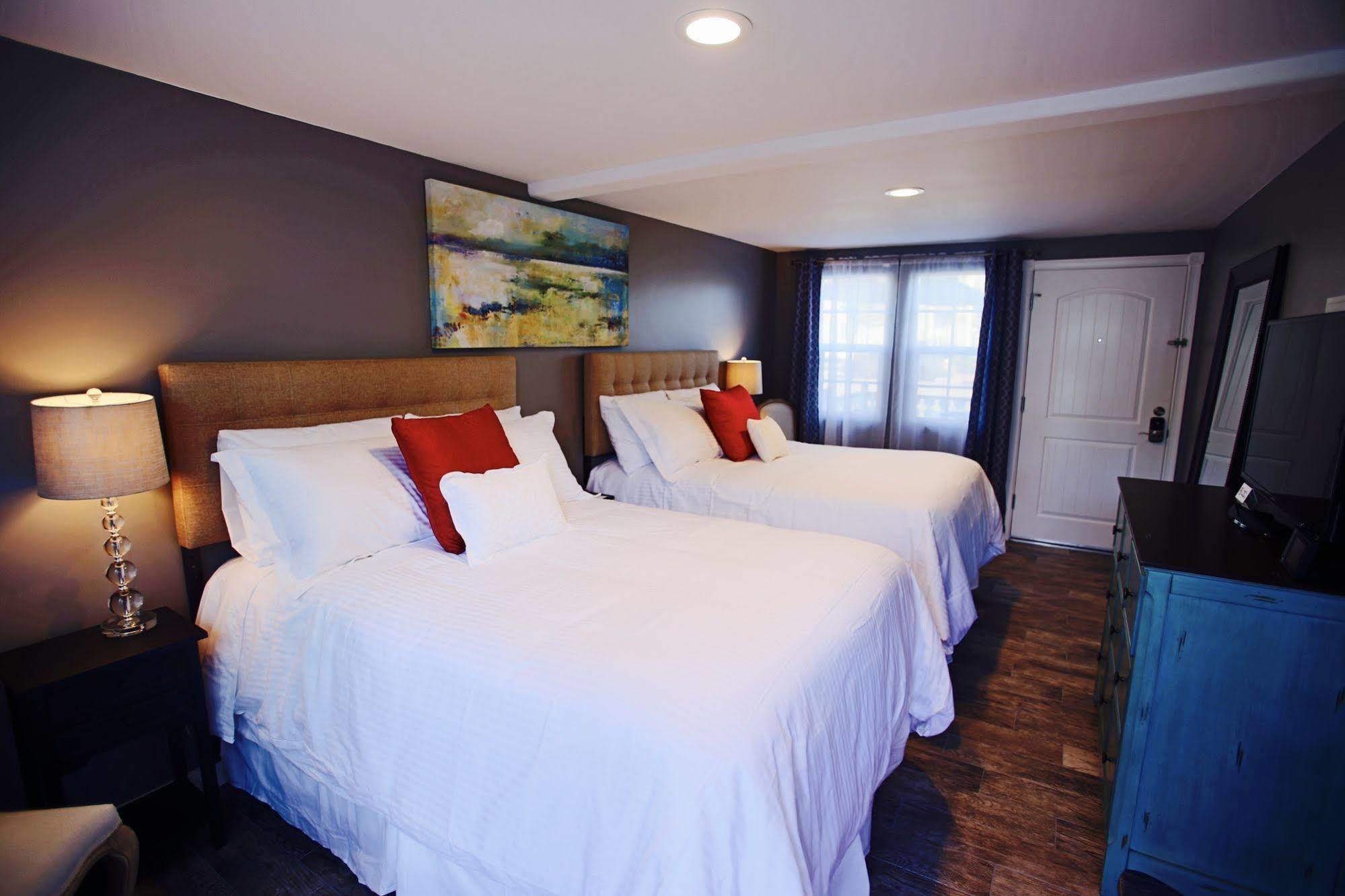 Inn New Haven 3*
